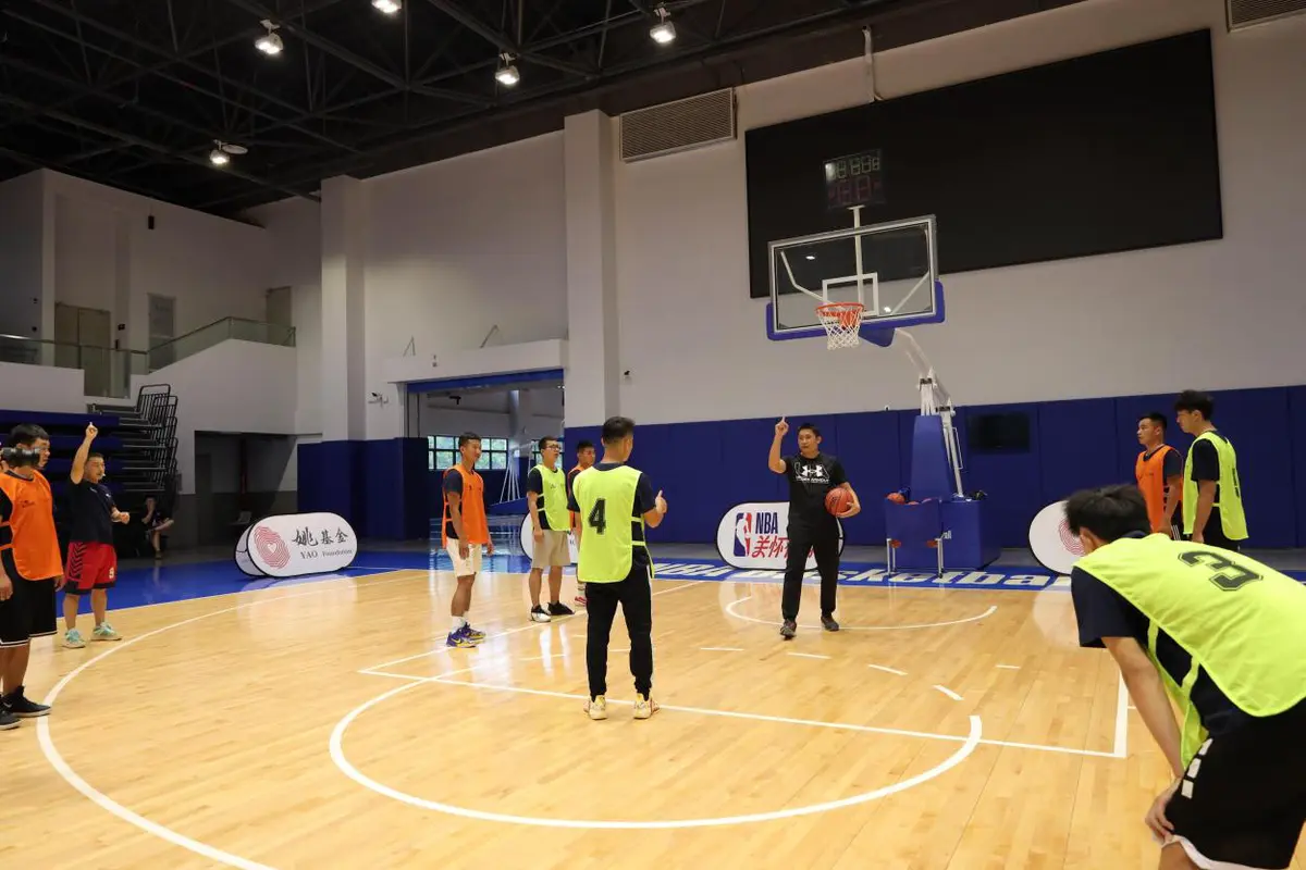 为什么篮球训练报告需要包含心理状态分析_0